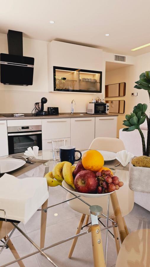 Nogalera Quintessence Apartment With Private Parking By Namaste Elite 토레몰리노스 외부 사진