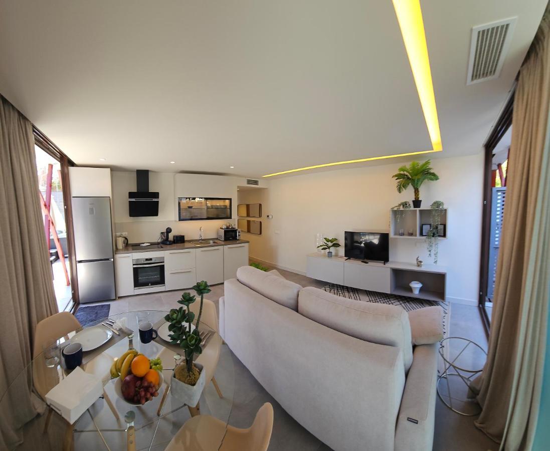 Nogalera Quintessence Apartment With Private Parking By Namaste Elite 토레몰리노스 외부 사진