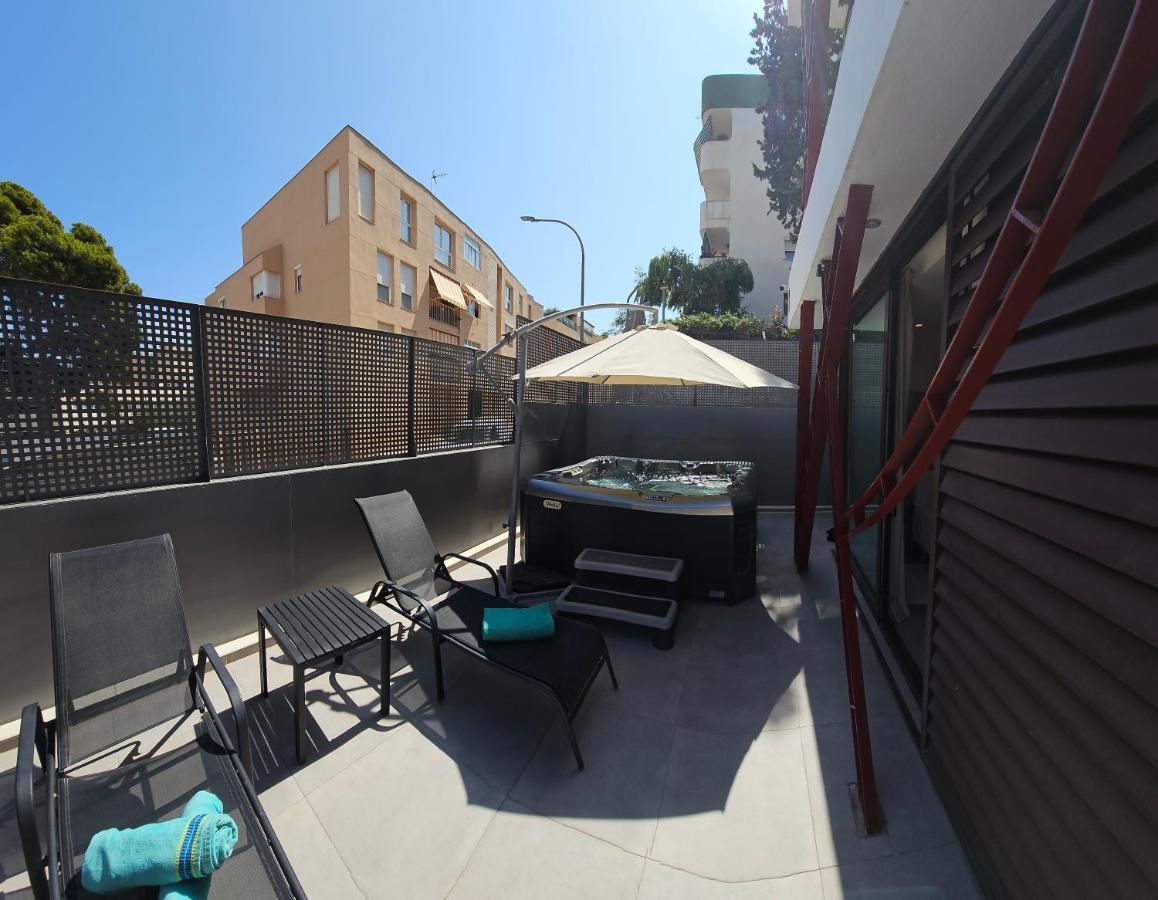 Nogalera Quintessence Apartment With Private Parking By Namaste Elite 토레몰리노스 외부 사진