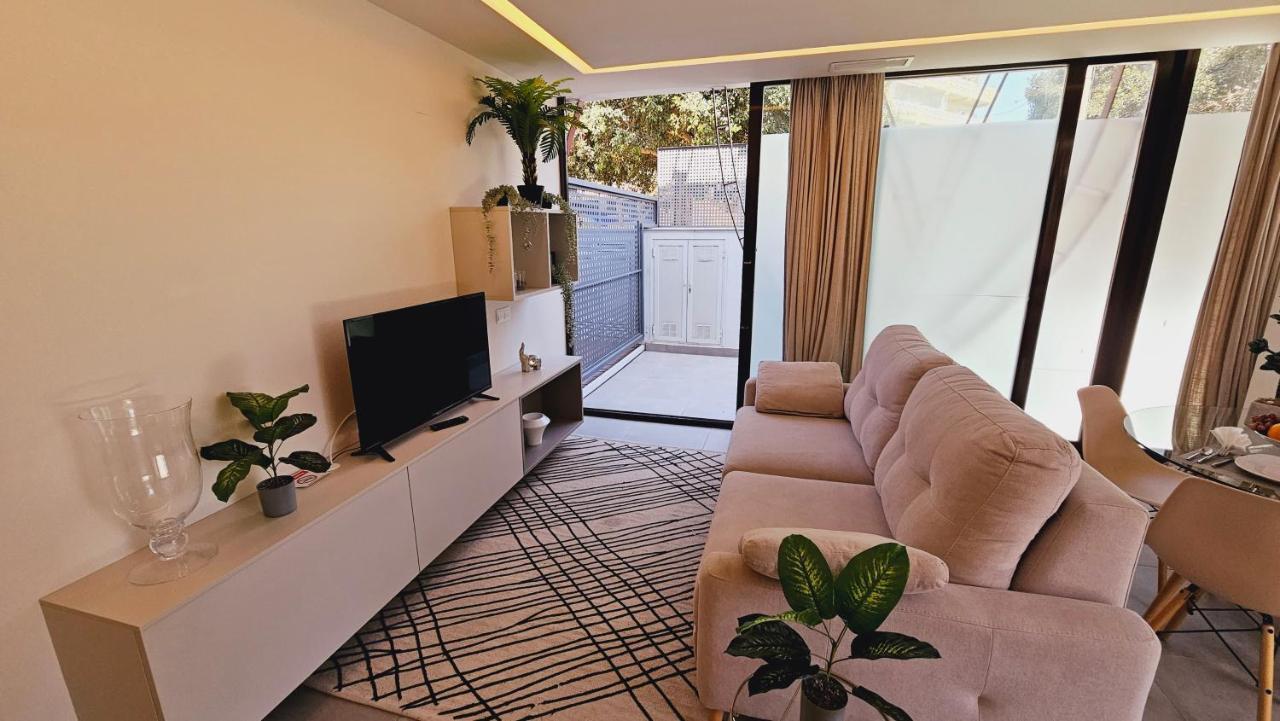 Nogalera Quintessence Apartment With Private Parking By Namaste Elite 토레몰리노스 외부 사진